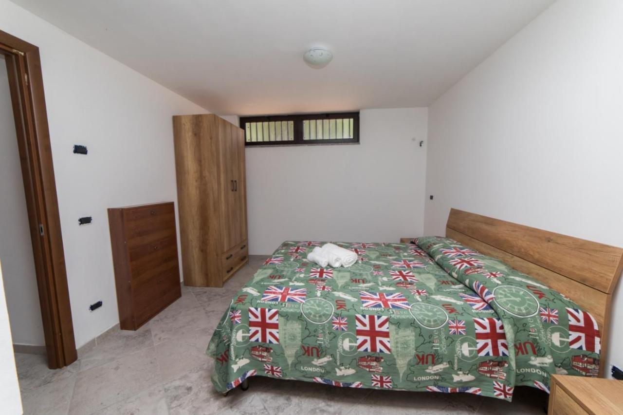 Residence Fortunato Поликастро Бусентино Екстериор снимка